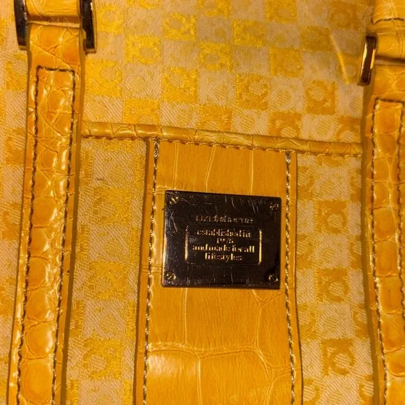 Gold yellow Liz Claiborne hand bag - Picture 4 of 5